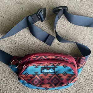 Kavu Geometric Print Waist Bag in Red and Blue